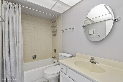 5511 Chateau Dr #2, Rolling Meadows, IL 60008 photo 9