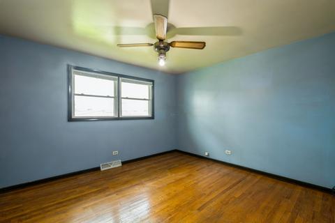 7706 W 82nd St, Bridgeview, IL 60455 photo 7