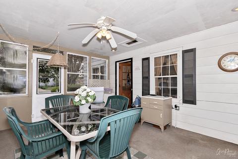 9613 Main St, Hebron, IL 60034 photo 10