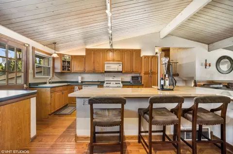 192 Dulles Rd, Des Plaines, IL 60016 photo 4