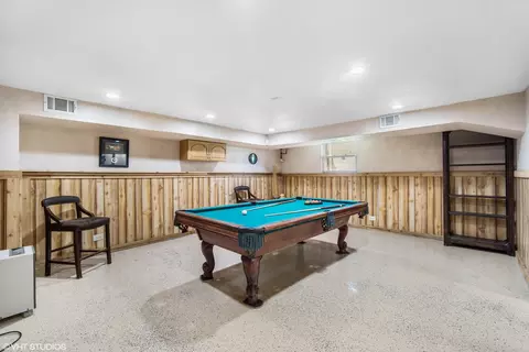 192 Dulles Rd, Des Plaines, IL 60016 photo 13