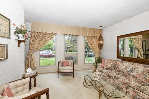 14607 Kolin Ave, Midlothian, IL 60445 photo 4