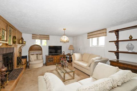 14607 Kolin Ave, Midlothian, IL 60445 photo 9