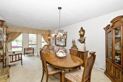 14607 Kolin Ave, Midlothian, IL 60445 photo 5