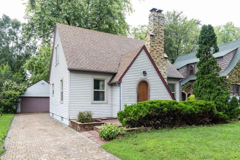 632 Illinois Ave, Elgin, IL 60120 photo 1
