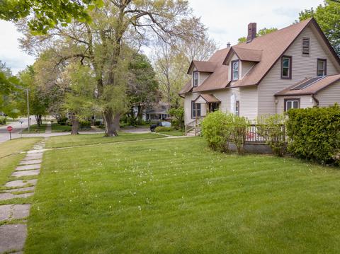 202 E Blackman St, Harvard, IL 60033 photo 4
