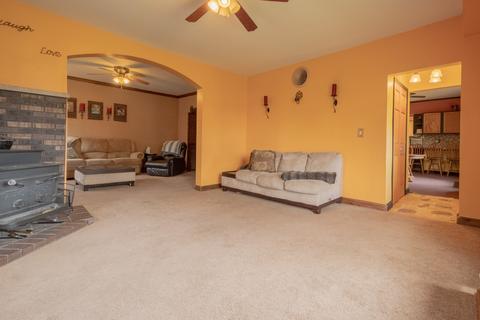 202 E Blackman St, Harvard, IL 60033 photo 9