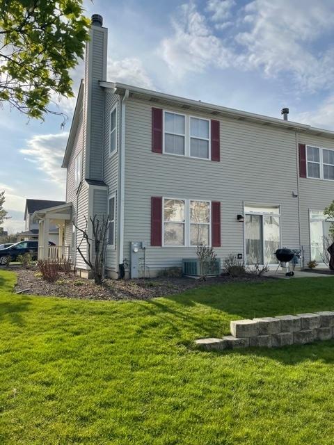 2938 Falling Waters Dr, Lindenhurst, IL 60046 photo 18