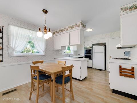 504 Bridle Ln, Wheaton, IL 60187 photo 7