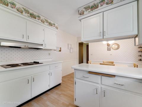 504 Bridle Ln, Wheaton, IL 60187 photo 12