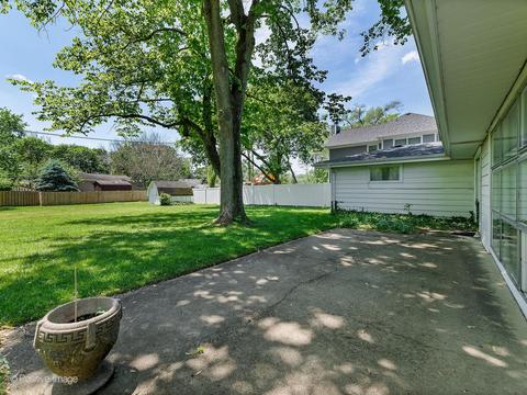 504 Bridle Ln, Wheaton, IL 60187 photo 18