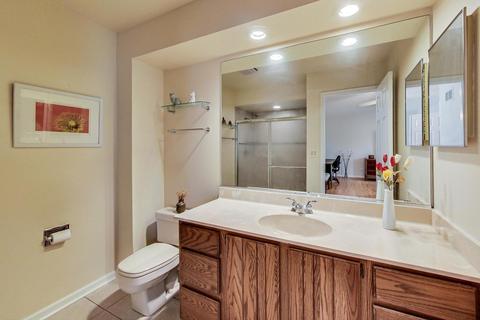 3443 Davis St, Evanston, IL 60203 photo 23