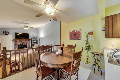 3443 Davis St, Evanston, IL 60203 photo 12