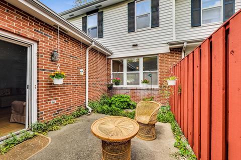 3443 Davis St, Evanston, IL 60203 photo 28