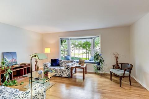 3443 Davis St, Evanston, IL 60203 photo 4
