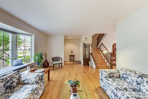 3443 Davis St, Evanston, IL 60203 photo 2