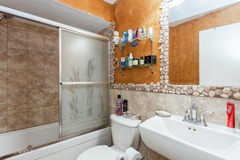 101 Gregory St #3, Aurora, IL 60504 photo 7