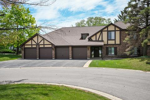1606 Thames Ct #B, Wheaton, IL 60189 photo 1