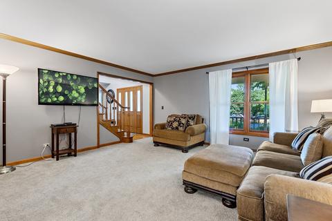 9907 Captains Dr, Algonquin, IL 60102 photo 8
