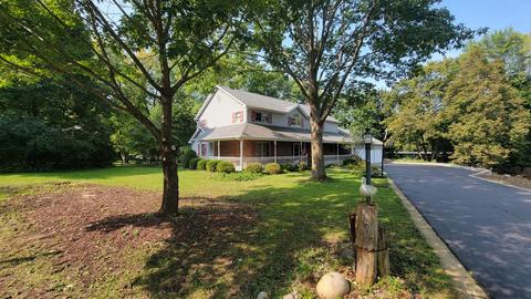 9907 Captains Dr, Algonquin, IL 60102 photo 1