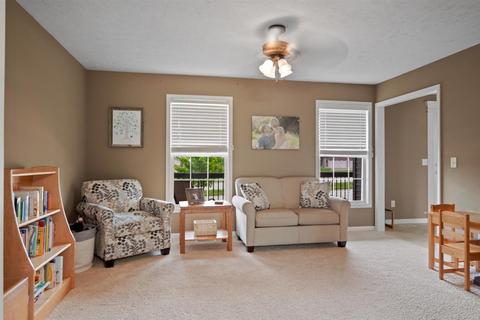 1305 Kickapoo Creek Rd, Bloomington, IL 61705 photo 9