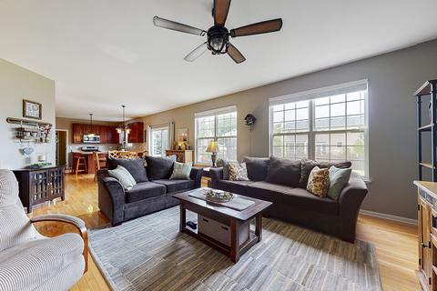 2477 Cushing Ln, Aurora, IL 60503 photo 8