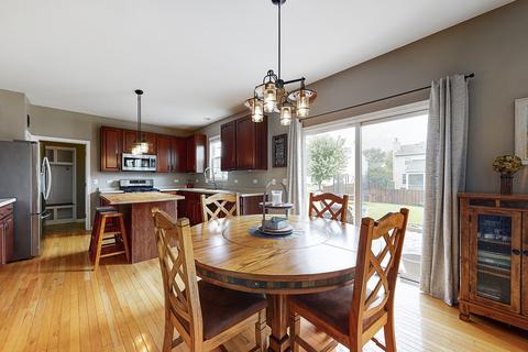 2477 Cushing Ln, Aurora, IL 60503 photo 9