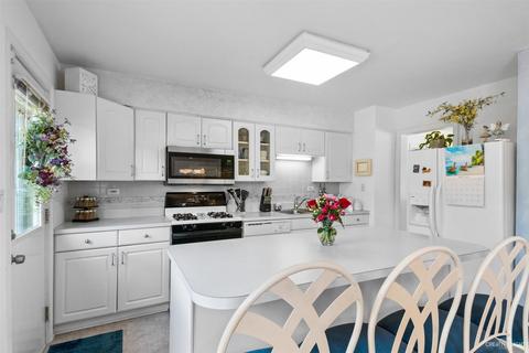 1003 S Naperville Rd, Wheaton, IL 60189 photo 14