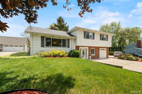 1003 S Naperville Rd, Wheaton, IL 60189 photo 2