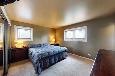 1035 E Forest Ave, Des Plaines, IL 60018 photo 19