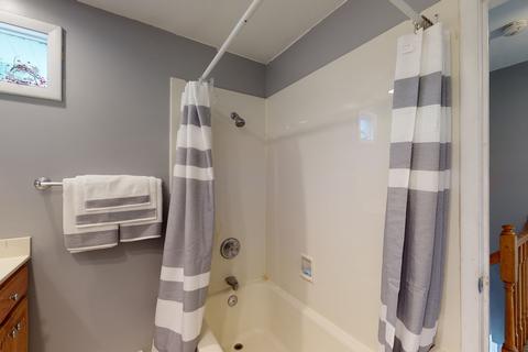 1035 E Forest Ave, Des Plaines, IL 60018 photo 24