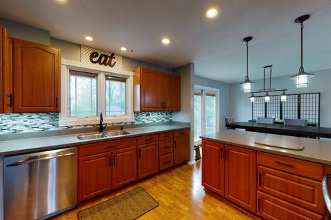 1035 E Forest Ave, Des Plaines, IL 60018 photo 9
