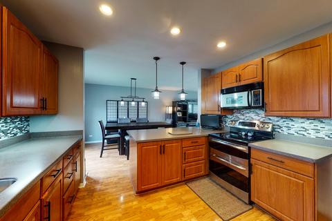 1035 E Forest Ave, Des Plaines, IL 60018 photo 7