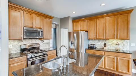 610 Donegal Dr, Elgin, IL 60124 photo 10