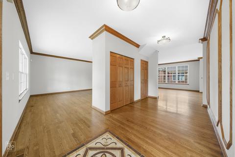 261 Garden Dr, Elgin, IL 60124 photo 13
