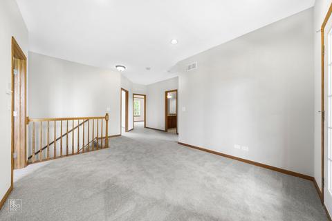 261 Garden Dr, Elgin, IL 60124 photo 11