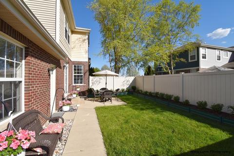 224 Longview Dr, Elgin, IL 60124 photo 32