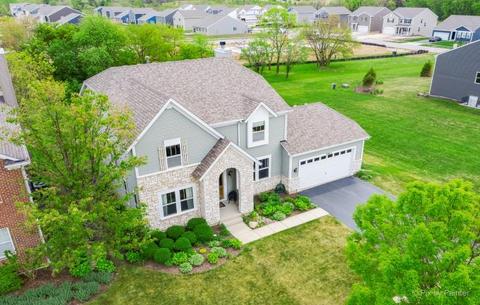 3911 Murphy Dr, Mchenry, IL 60050 photo 2