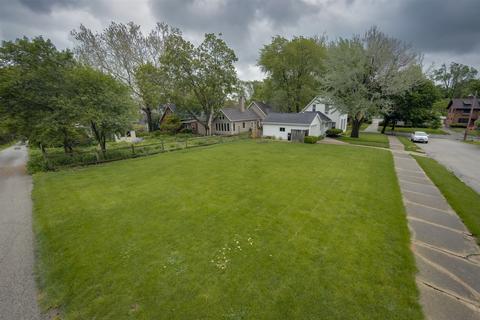 1402 Fell Ave, Bloomington, IL 61701 photo 36