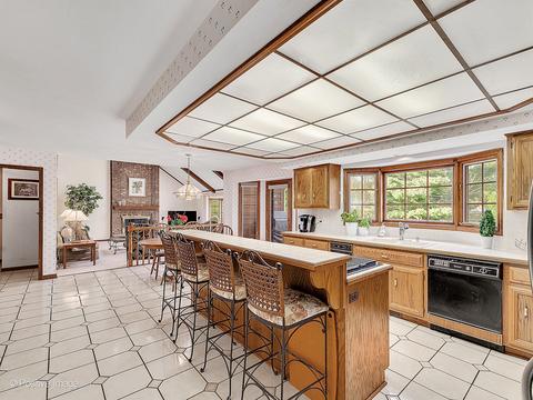 31 W150 Prairie Ln, Wayne, IL 60184 photo 9