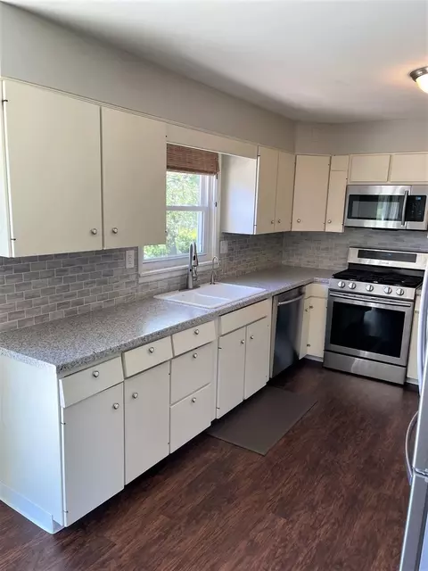 1708 15th St, Peru, IL 61354 photo 3