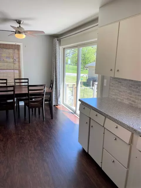 1708 15th St, Peru, IL 61354 photo 6
