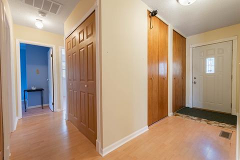 865 Morton St, Hoffman Estates, IL 60169 photo 4