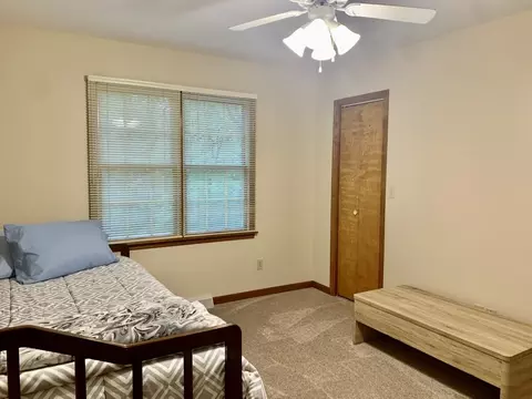1807 Baker Ln, Peru, IL 61354 photo 18