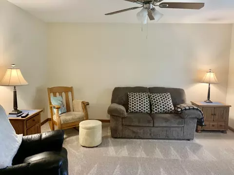 1807 Baker Ln, Peru, IL 61354 photo 26