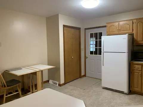 1807 Baker Ln, Peru, IL 61354 photo 10