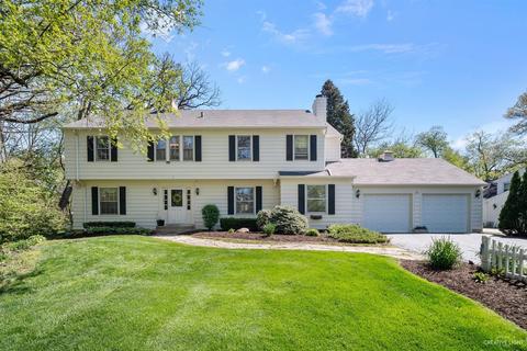 1322 Robinhood Dr, Elgin, IL 60120 photo 1
