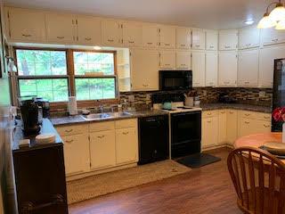 301 Oakland Ave, Morrison, IL 61270 photo 3