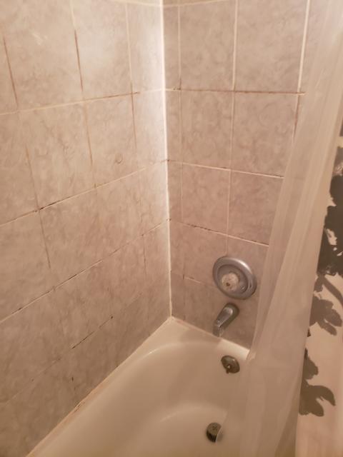 803 Valley Stream Dr #B, Wheeling, IL 60090 photo 4