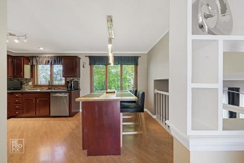 1445 Beaumont Cir, Bartlett, IL 60103 photo 5